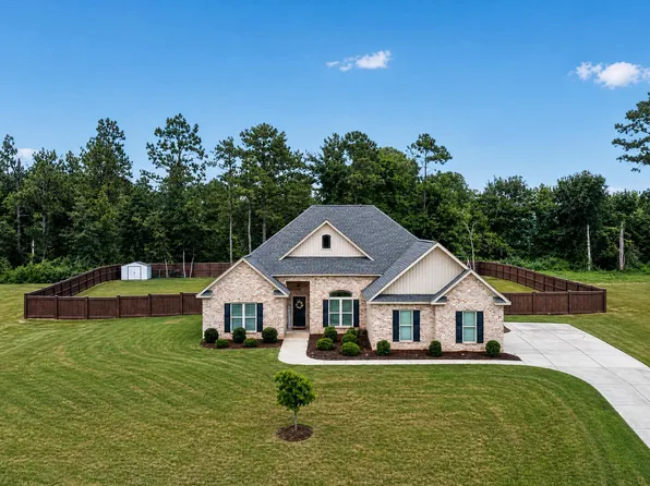 240 Lannington Dr, Lizella, GA 31052