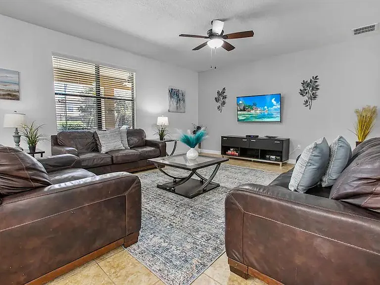 Moon Valley Dr — Photo 3