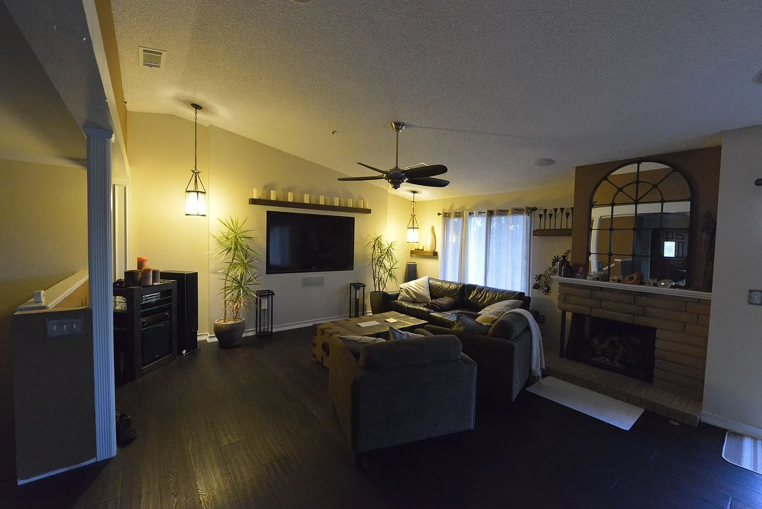 1700 Casa Grande St photo 1