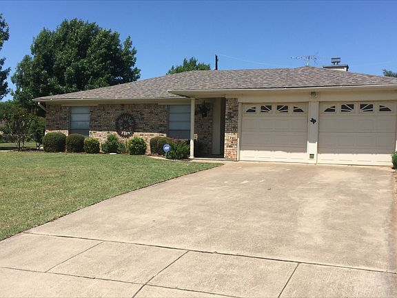 5th image of 1710 Live Oak Dr