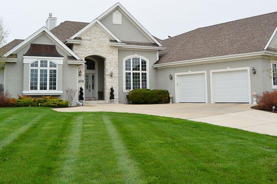 1st image of W49N632 Cedar Reserve Cir