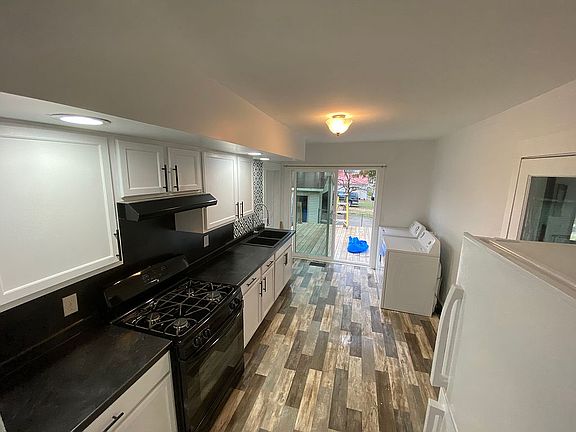 4th image of 116 Newnam Ave