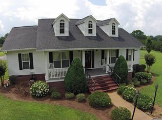 31 Lott Ln, Seminary, MS 39479