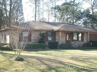 4400 Stratford Cir, Moss Point, MS 39563