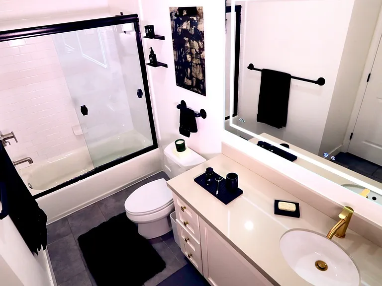 4702 Fulton Ave #302 — Photo 6