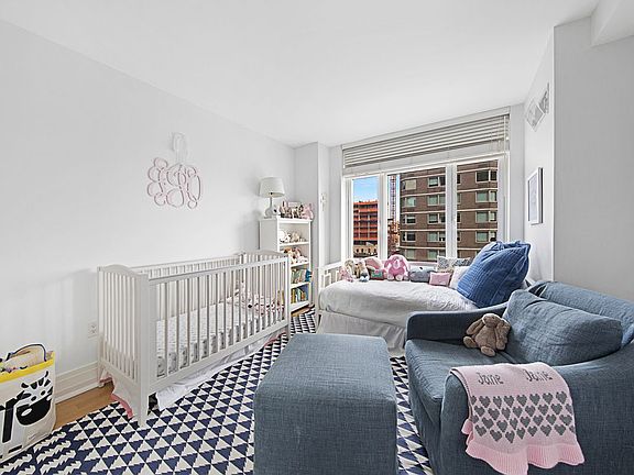 5th image of 205 E 85th St APT 14F
