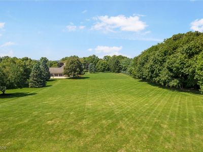 Hearthstone Ave NW, North Canton, OH, 44720
