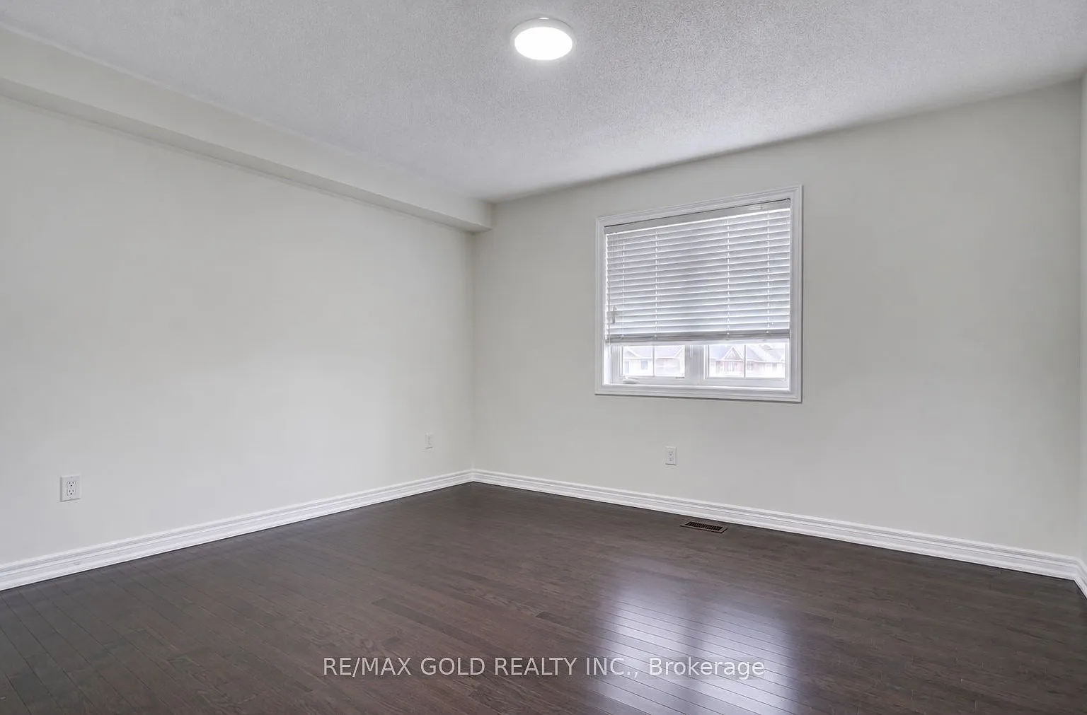4 bed, $3,400 — Photo 4