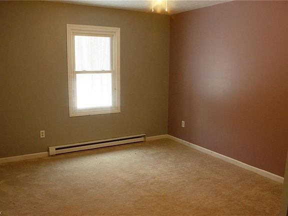 5th image of 1101 Elm Ave