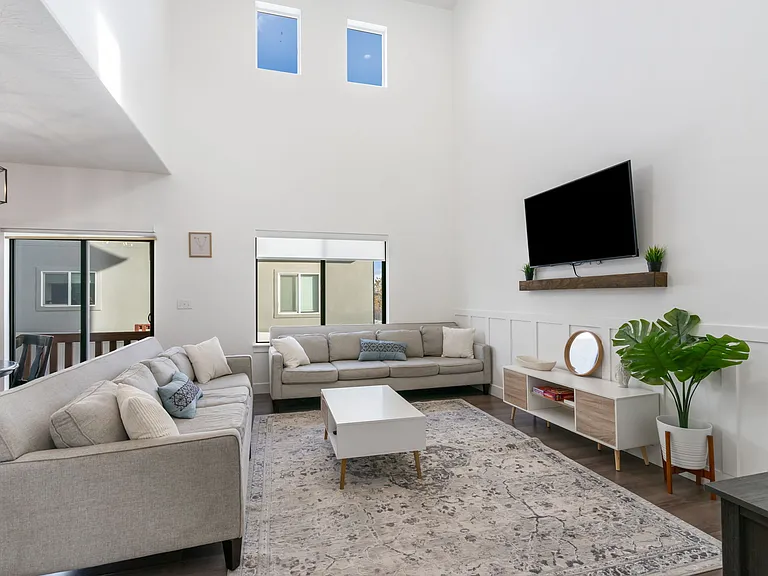 7152 N Brook Rdg — Photo 6