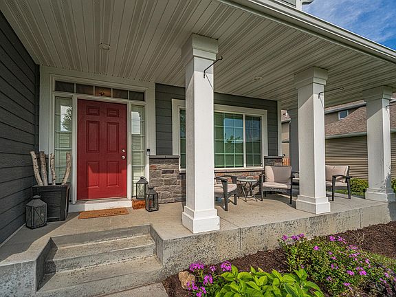 2nd image of 15224 Valley View Dr