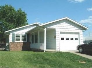 495 Hillman Rd, Akron, OH 44312