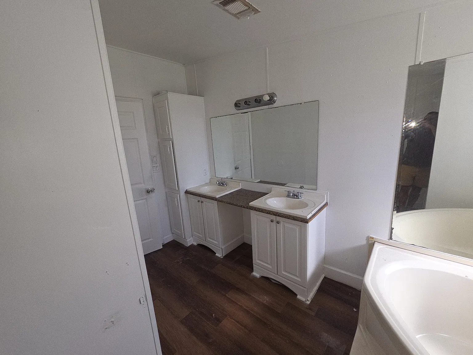 3 bed, 1300 sqft, $1,750 — Photo 3