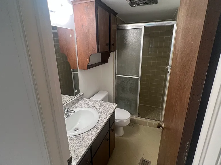 6912 E 46th Pl — Photo 5