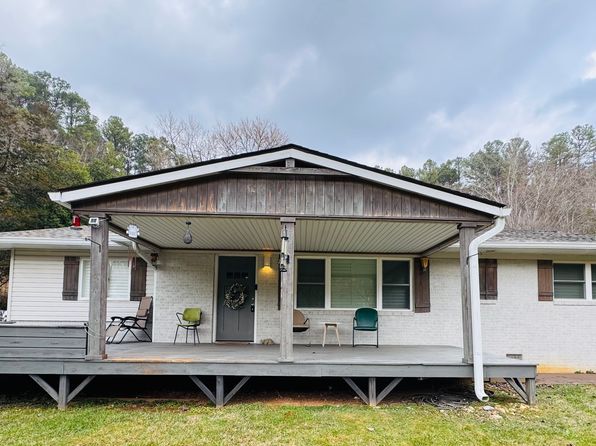 1025 Mineral Bluff Hwy