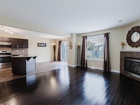 3rd image of 1908 Hammond Pl NW