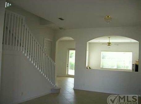 2nd image of 1021 Grove Park Cir