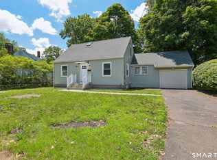 34 Lincoln Street, North Haven, CT 06473
