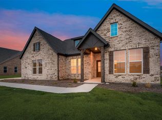 166 Spanish Moss Trl, Rhome, TX 76078