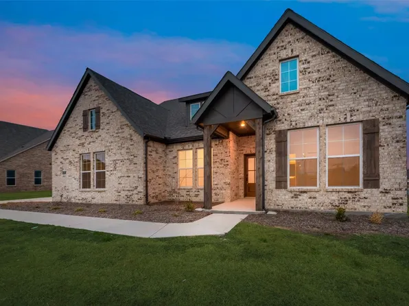 166 Spanish Moss Trl, Rhome, TX 76078