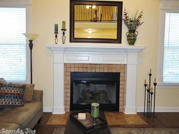 5th image of 2710 Woodsgate Dr
