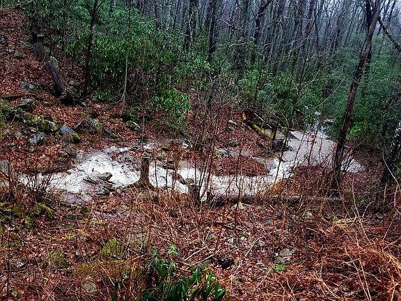3rd image of 3579 Jl Myers Rd