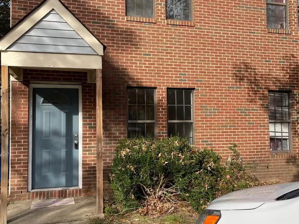 4701 Courtney Ln, Raleigh, NC 27616