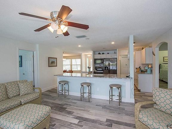 5th image of 105 Palm Dr