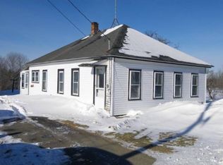 18 Storer Rd, Bradford, ME 04410