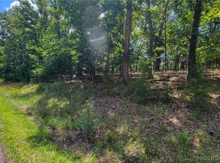 1240 Spring Creek Dr, Sunrise Beach, MO 65079