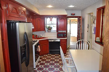 Sold by Pecoraro Realty