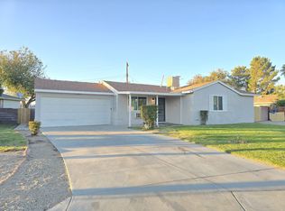1215 W Avenue H14, Lancaster, CA 93534
