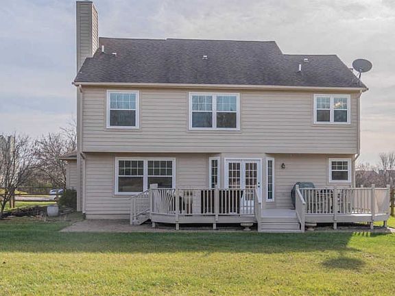 5th image of 2390 Sun Valley Dr