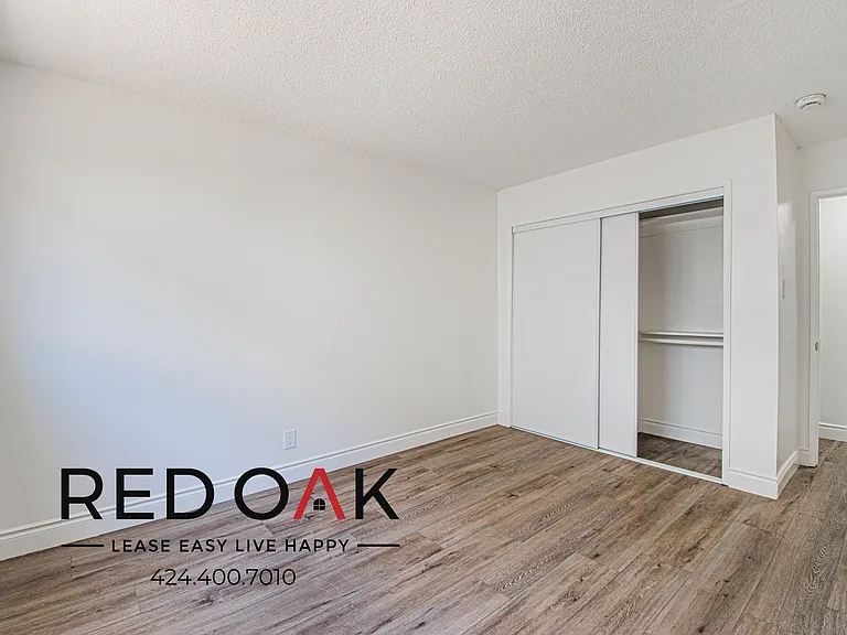 9260 Palm St #15 — Photo 11