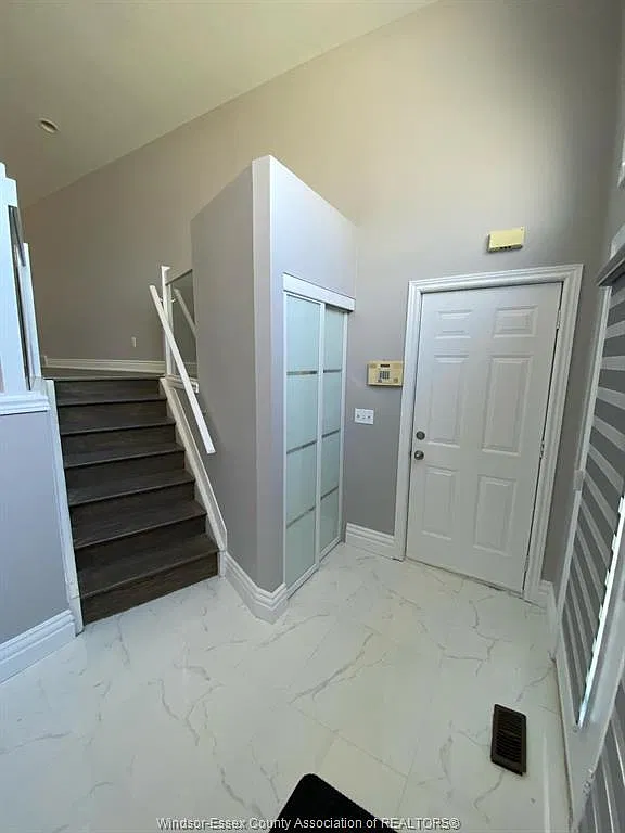 Walker Gates — Photo 2