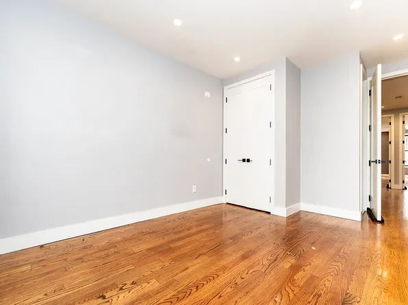 1071 Nostrand Avenue image 16 of 26