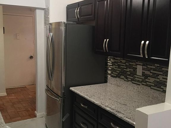 5th image of 45 E Hartsdale Ave APT 1
