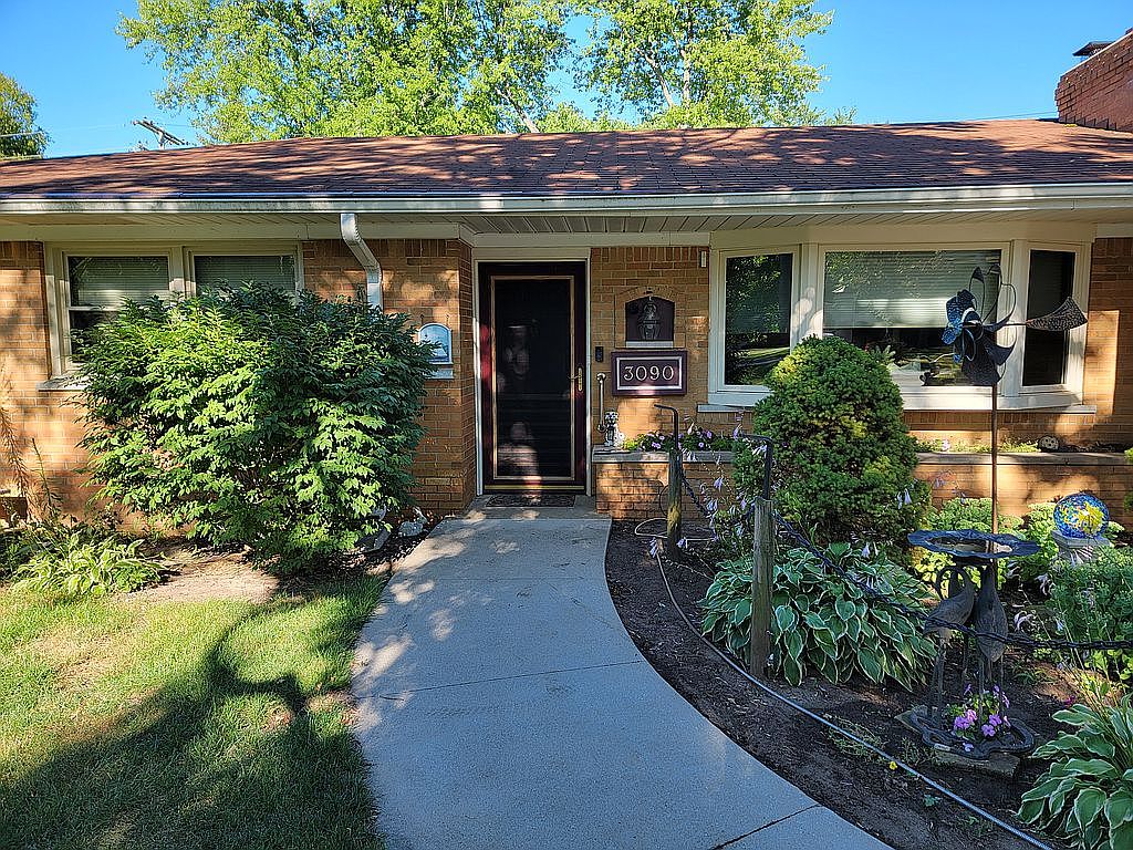 3090 Westhaven Dr, Port Huron, MI 48060 Zillow