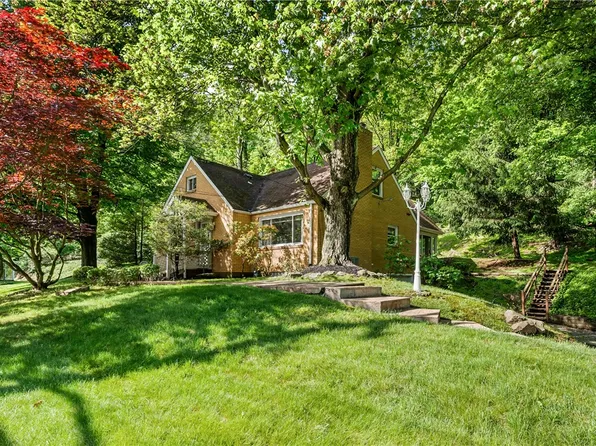 683 Thompson Run Rd, Pittsburgh, PA 15237