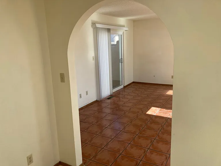 1885 Calle Quedo #A — Photo 14