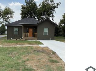 718 S 19th St, Temple, TX 76504
