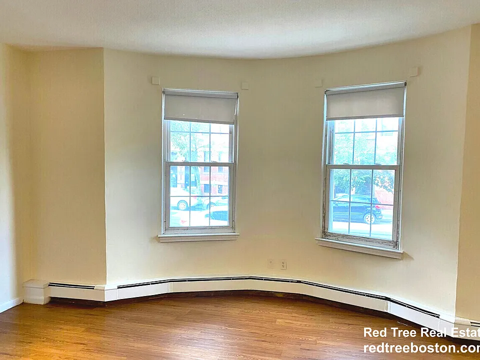 50 S Huntington Ave #1