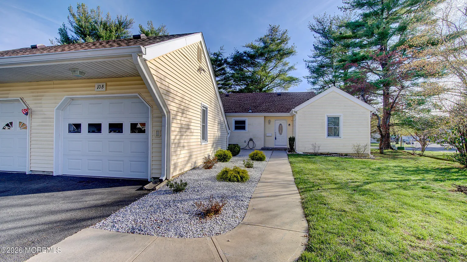 10 Zacatin Road #B photo 1
