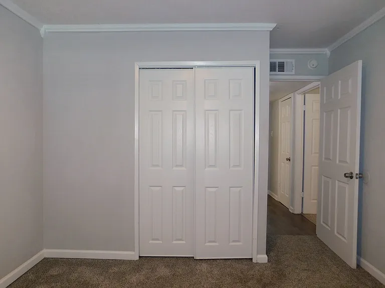 5529 Gates Dr — Photo 11