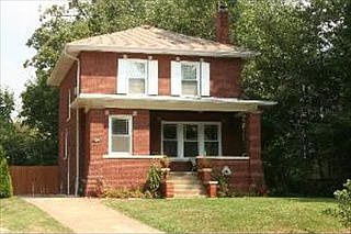 1st image of 9715 S Vanderpoel Ave