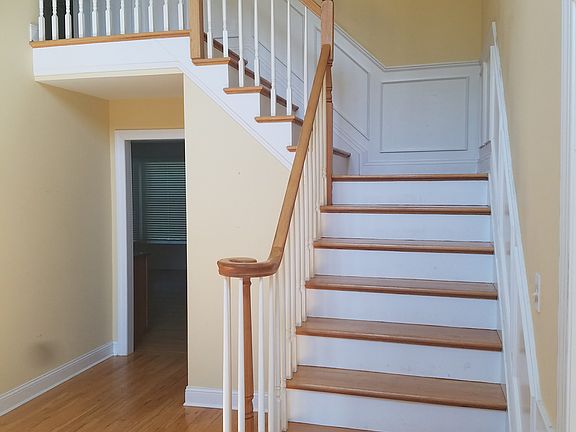 5th image of 42 Franciscan Ln