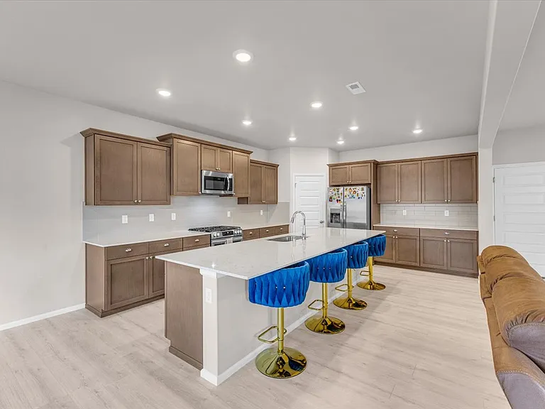 1521 10th Pl — Photo 25