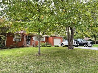3328 S Parkview Ave, Springfield, MO 65804