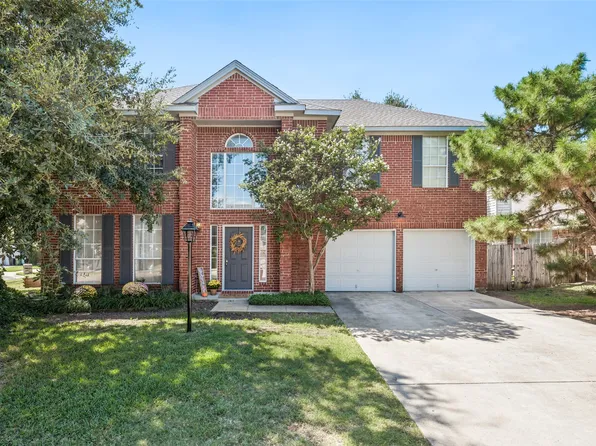 309 Creekside Dr, Hurst, TX 76053