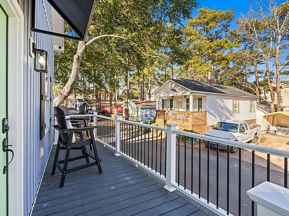4th image of 6001 - 1361 S Kings Hwy. #1361 Dolphin Dr.